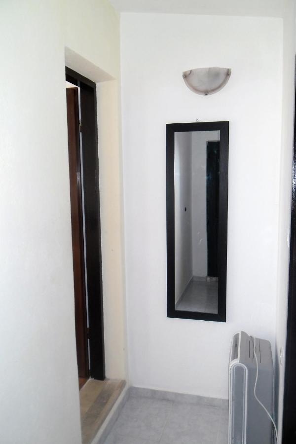 פוסטיר Apartments By The Sea Splitska, Brac - 2923 מראה חיצוני תמונה