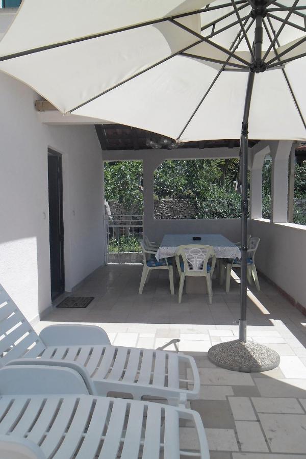 פוסטיר Apartments By The Sea Splitska, Brac - 2923 מראה חיצוני תמונה